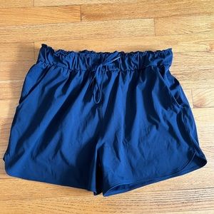 Navy Blue Lululemon Stretch Luxtreme High-Rise Short 3.5” size 10